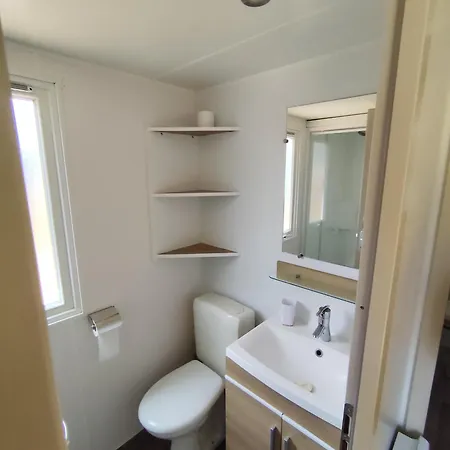 Mobil Home 40M2 Ecrin De Verdure Rocbaron Exterior foto